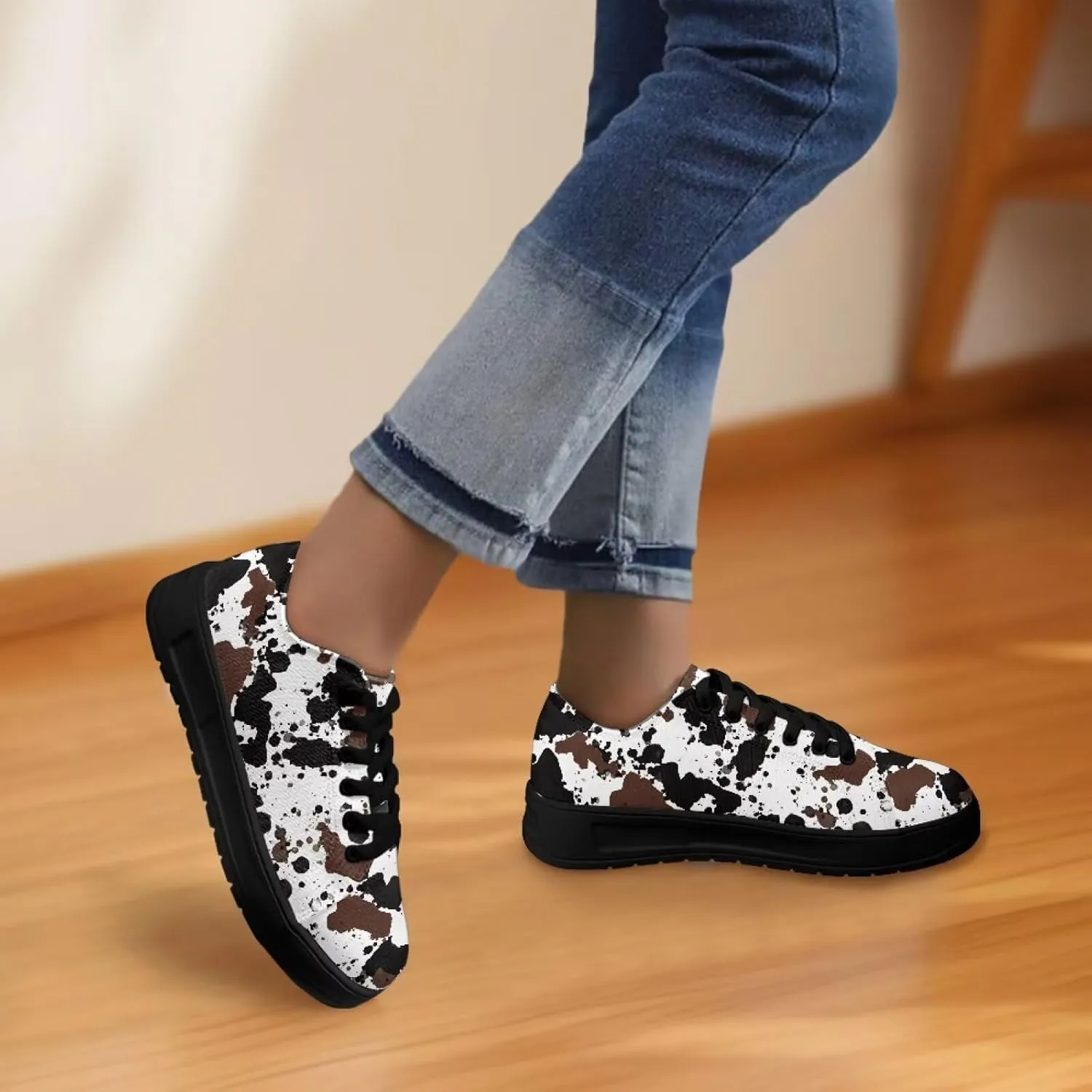Canvas Shoes for Women Classic Fashion Sneakers Lace Up Low Top Casual Lightweight Breathable Sneakers Wide Toe Shoes