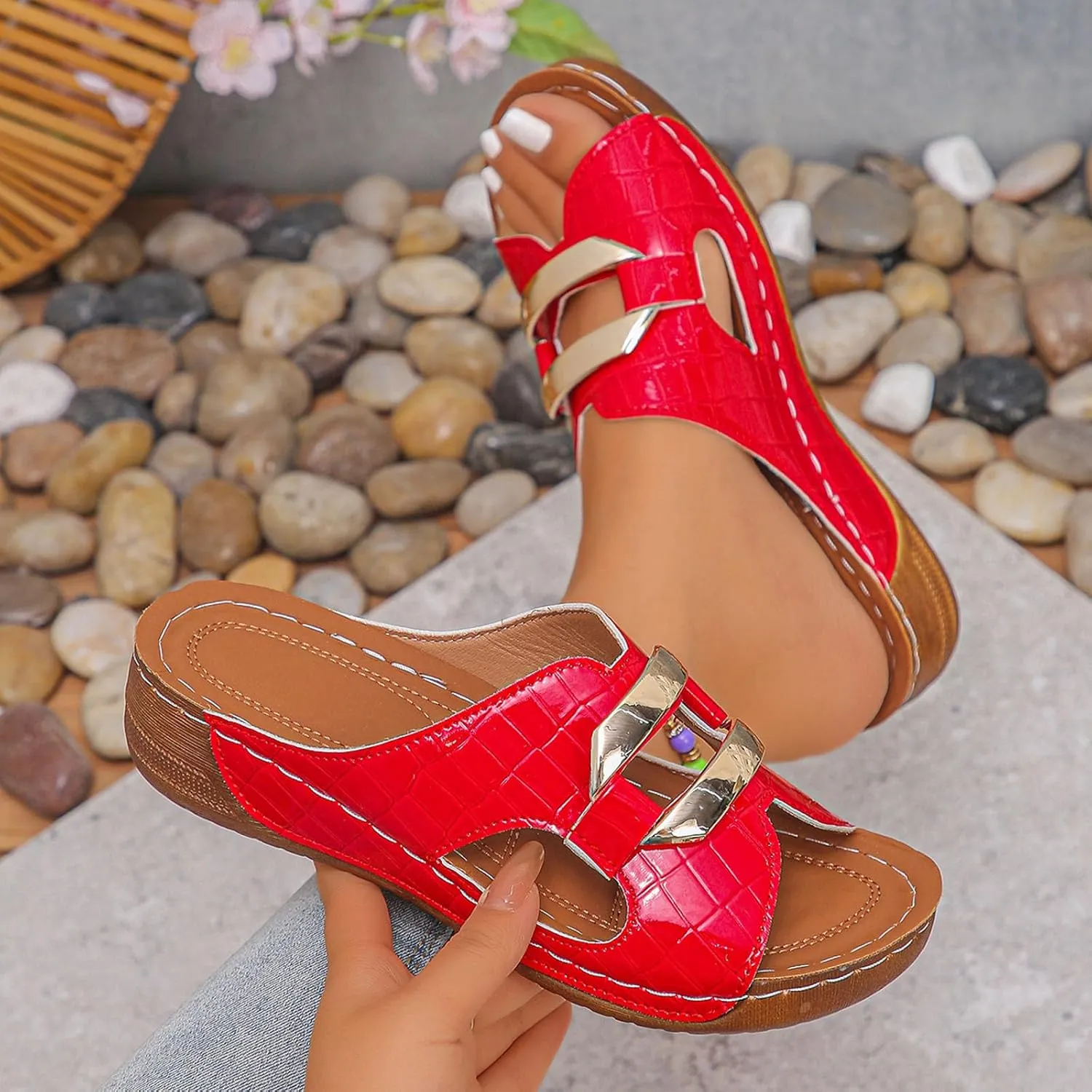 Comfortable Dressy Summer Shoes Thick Soled Women's Slippers For Outdoor Wear Fashionable And Casual Hollow Fish Mouth