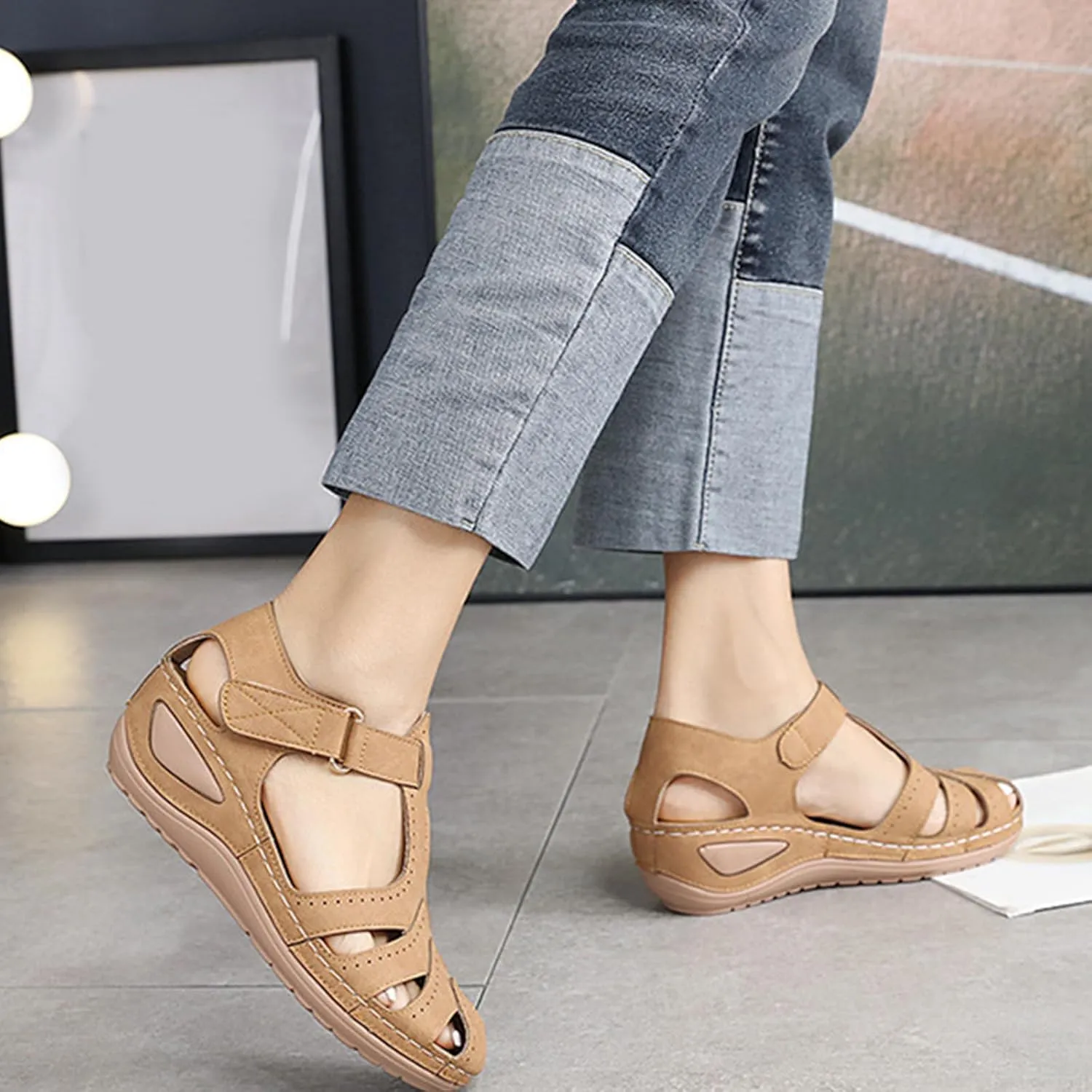Dressy Flat Sandals for Women Criss Cross Flip Flops Anti-Slip Gladiator Solid Color Beach Falt Strappy Chic Lace Up Casual Vacation Open Toe Zipper Back Ankle Strap Walking Shoes Summer