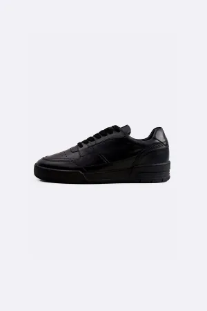 EVERYDAY SNEAKERS