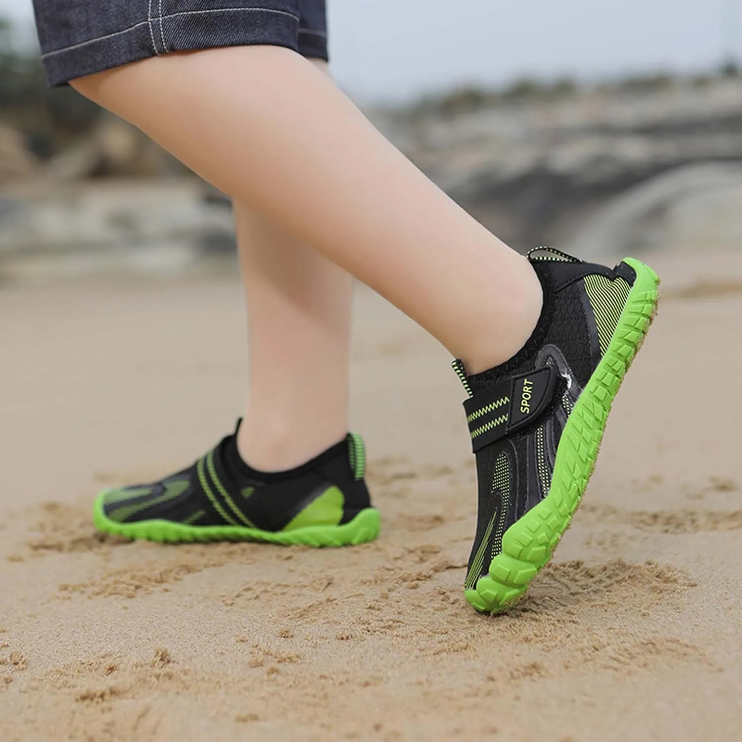 Fashion Boys Girls' Width Edition Lightweight Comfortable Wading Beach Shoes, Casual Skateboarding Shoes , Versatile Anti slip Walking Shoes, Outdoor Jogging Shoes, Leisure Dance Shoes, Park Flats