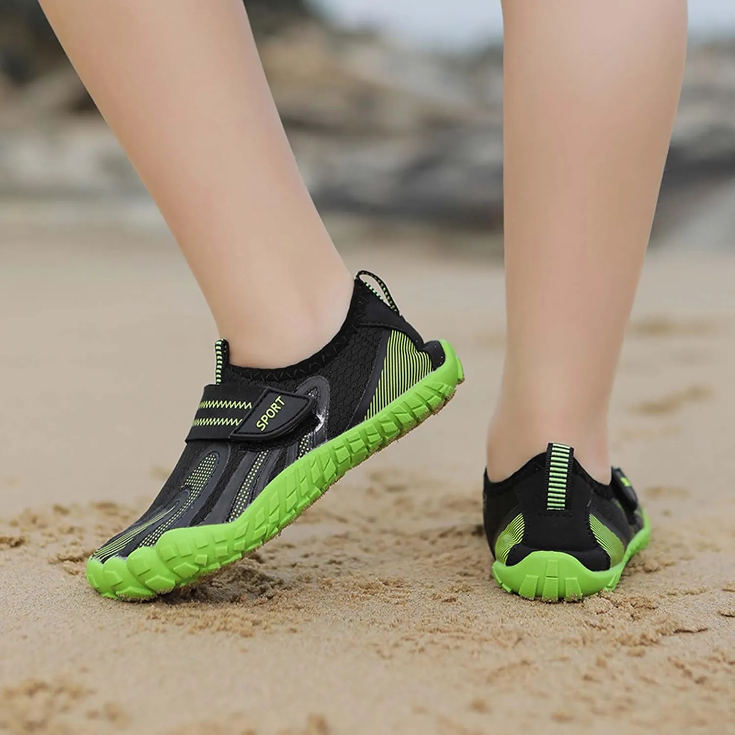 Fashion Boys Girls' Width Edition Lightweight Comfortable Wading Beach Shoes, Casual Skateboarding Shoes , Versatile Anti slip Walking Shoes, Outdoor Jogging Shoes, Leisure Dance Shoes, Park Flats
