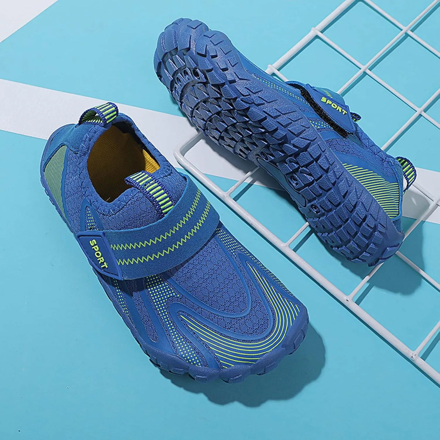 Fashion Boys Girls' Width Edition Lightweight Comfortable Wading Beach Shoes, Casual Skateboarding Shoes , Versatile Anti slip Walking Shoes, Outdoor Jogging Shoes, Leisure Dance Shoes, Park Flats