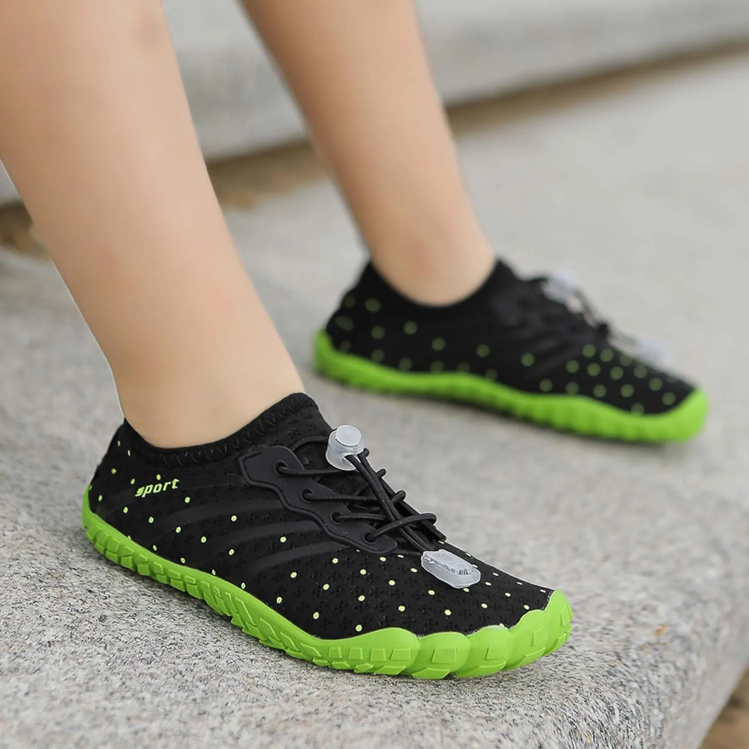 Fashion Boys Girls' Width Edition Lightweight Comfortable Wading Beach Shoes, Casual Skateboarding Shoes , Versatile Anti slip Walking Shoes, Outdoor Jogging Shoes, Leisure Dance Shoes, Park Flats