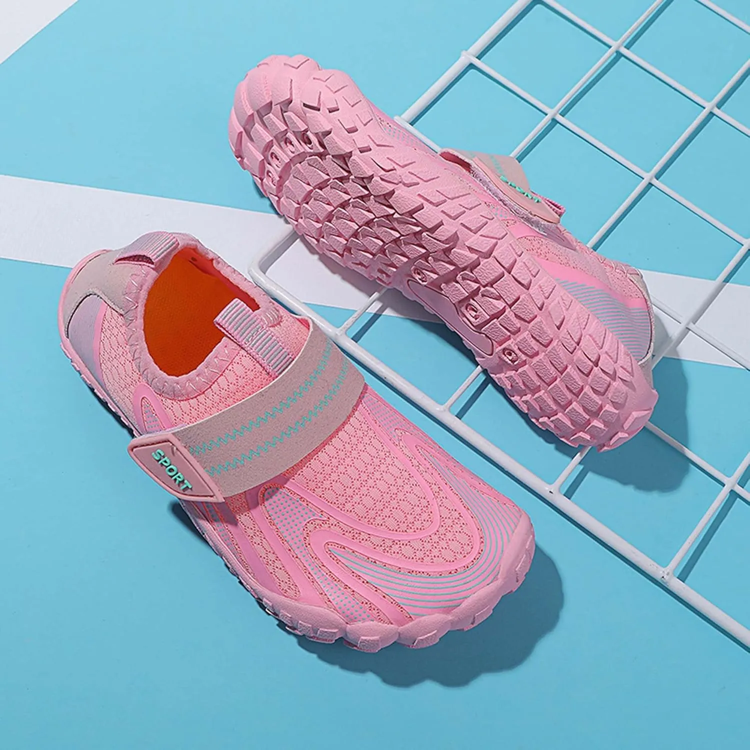 Fashion Boys Girls' Width Edition Lightweight Comfortable Wading Beach Shoes, Casual Skateboarding Shoes , Versatile Anti slip Walking Shoes, Outdoor Jogging Shoes, Leisure Dance Shoes, Park Flats