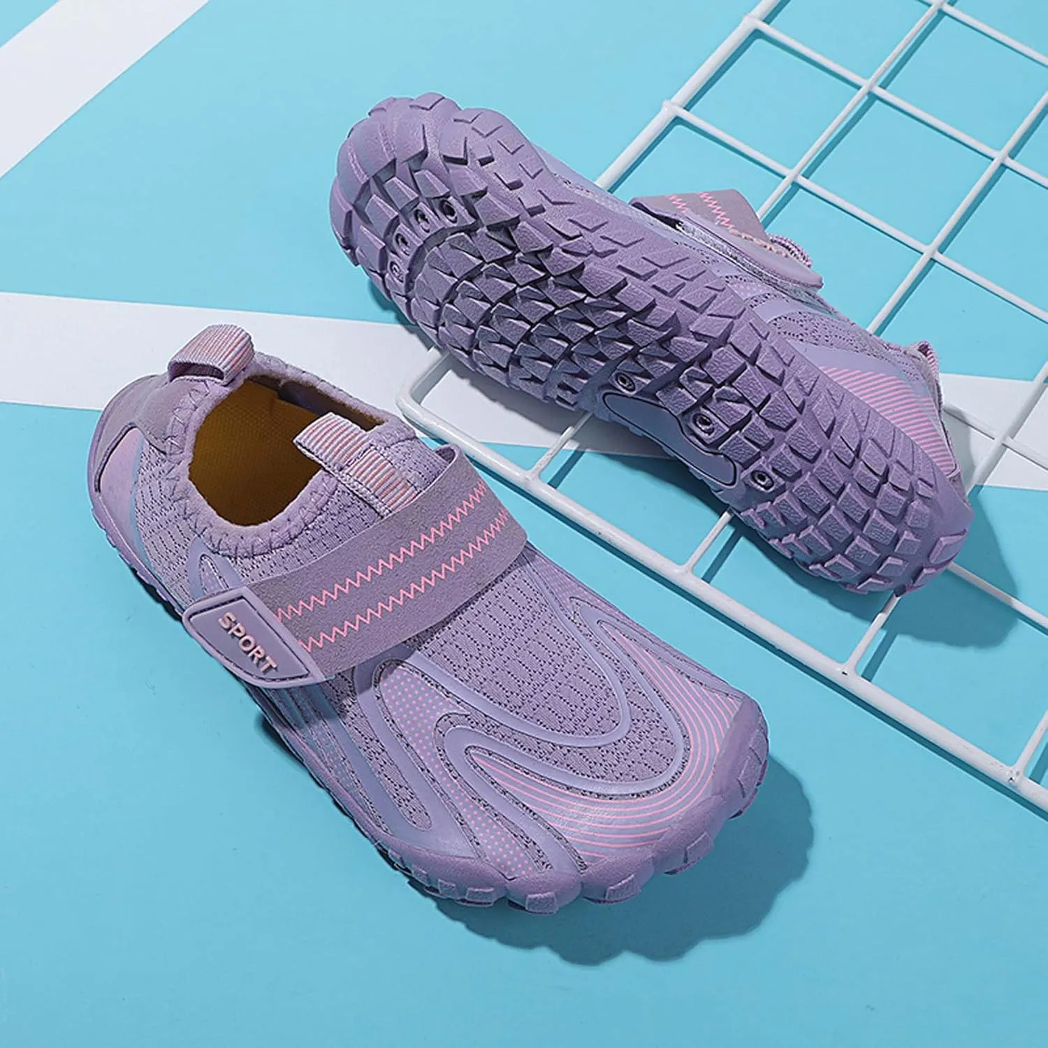 Fashion Boys Girls' Width Edition Lightweight Comfortable Wading Beach Shoes, Casual Skateboarding Shoes , Versatile Anti slip Walking Shoes, Outdoor Jogging Shoes, Leisure Dance Shoes, Park Flats
