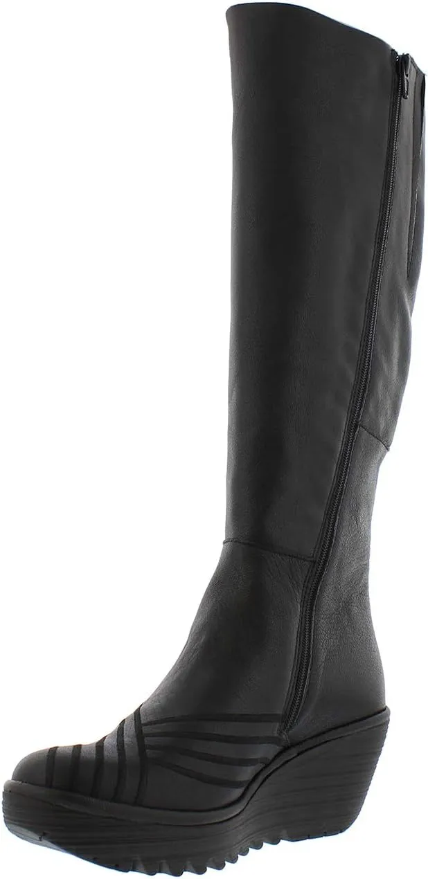 FLY London Women's Chukka Boots