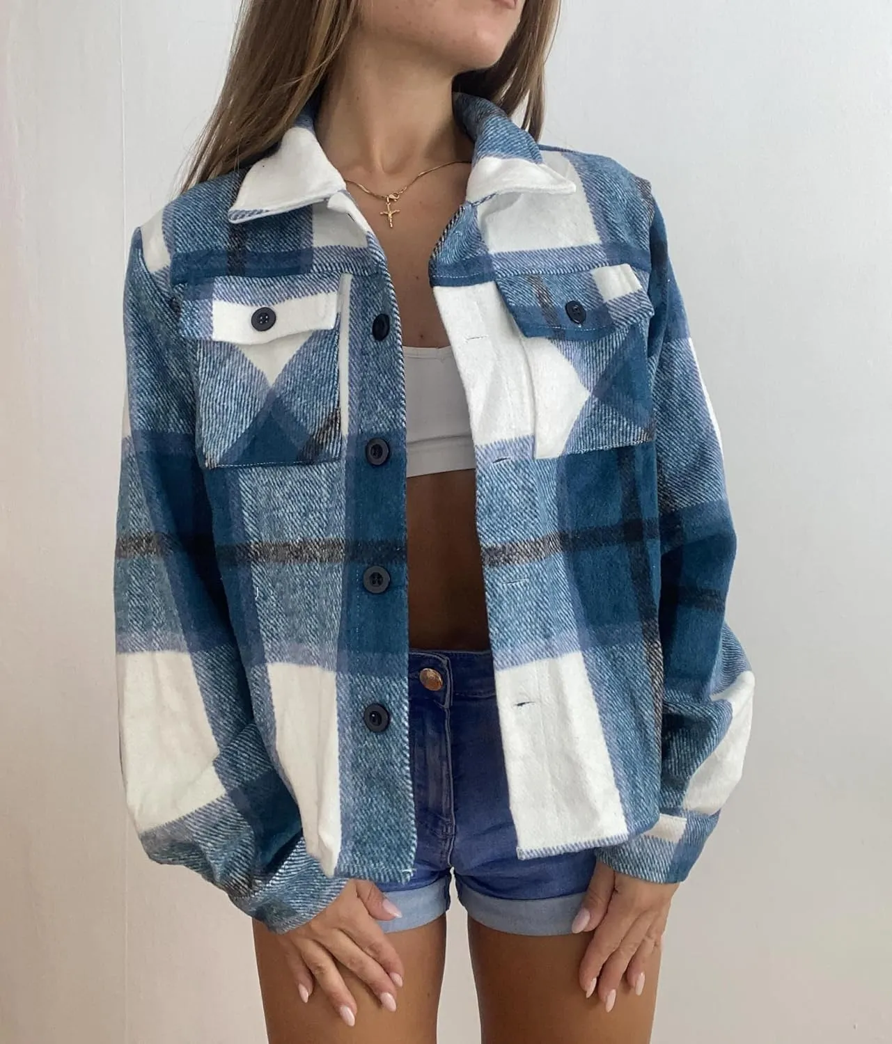 HOTOUCH Womens Flannels Fall Cropped Shacket Plaid Jacket Long Sleeve Button Down Coat 2024 Fall Fashion Trendy Outfits