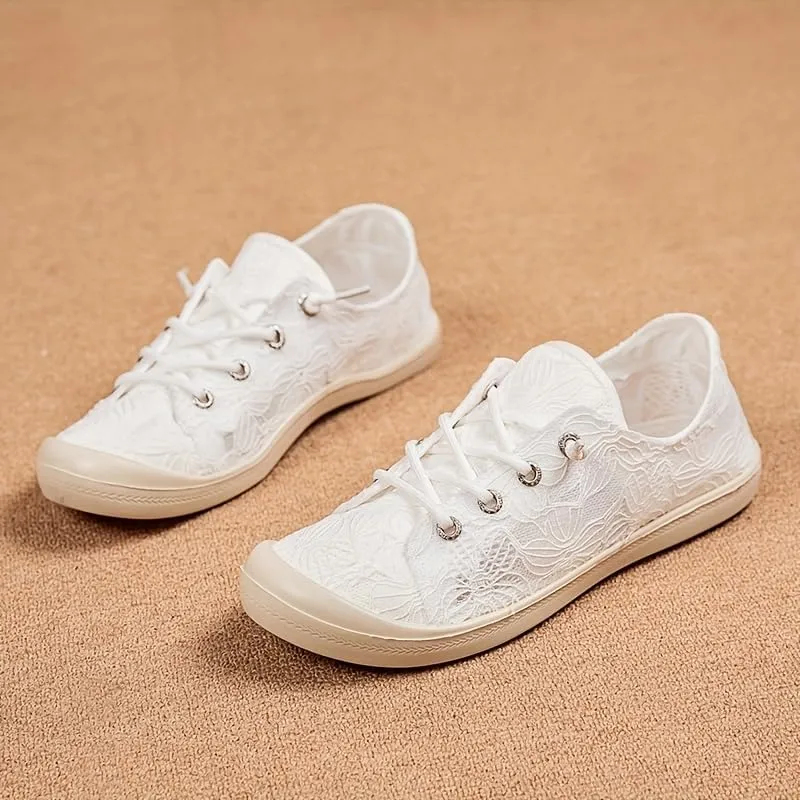 Large Size Women's Breathable mesh Sports Shoes are Lightweight and Comfortable for Outdoor Daily use