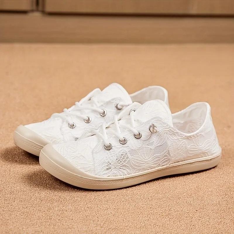 Large Size Women's Breathable mesh Sports Shoes are Lightweight and Comfortable for Outdoor Daily use