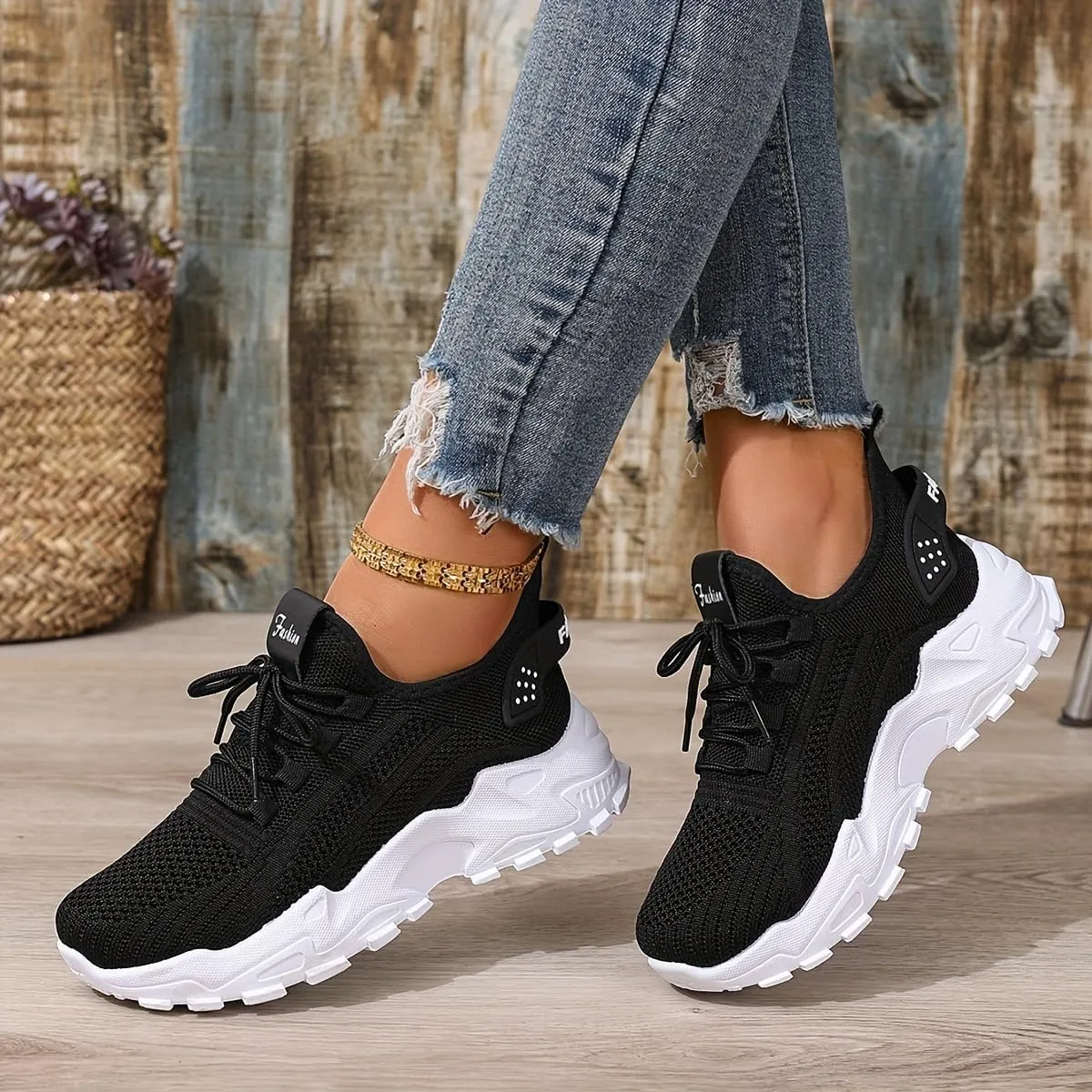 Large Size Women's White Shoes, Summer mesh lace Sneakers, Comfortable Low-top Running, Travel and Vacation Leisure