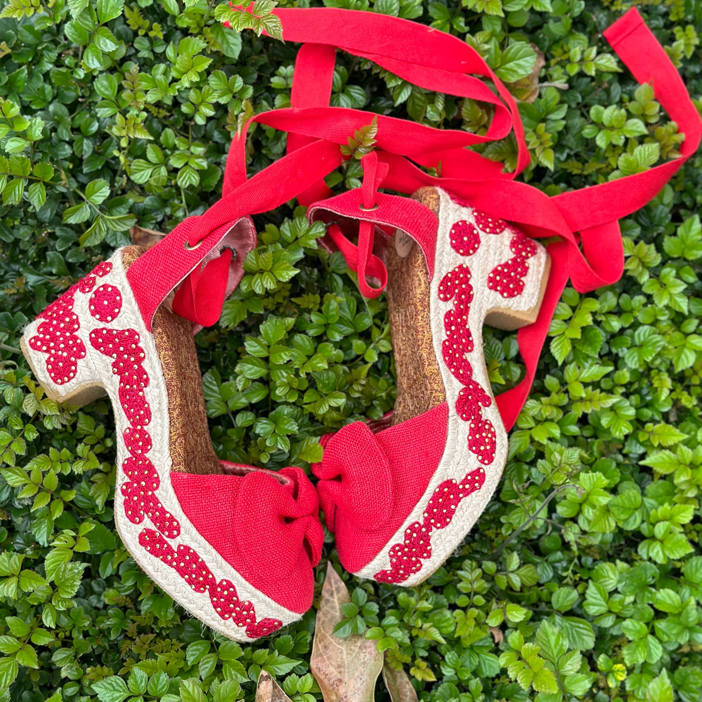 Mariana Embroidery Wonder Heels