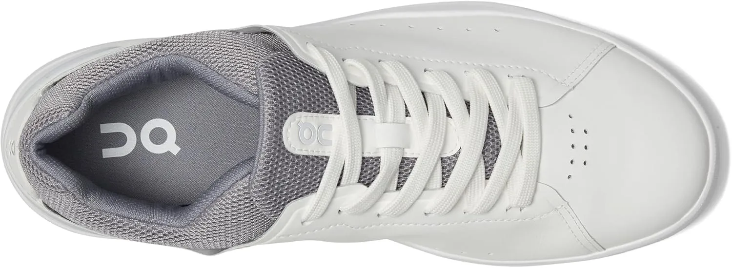 On Women's The Roger Advantage Sneakers