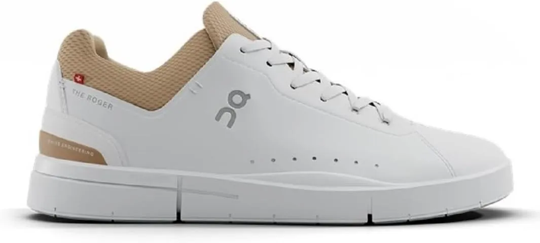 On Women's The Roger Advantage Sneakers