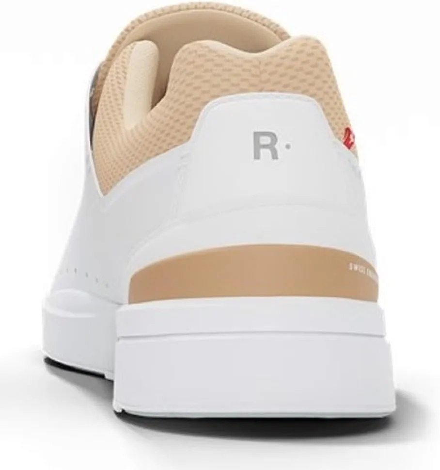 On Women's The Roger Advantage Sneakers