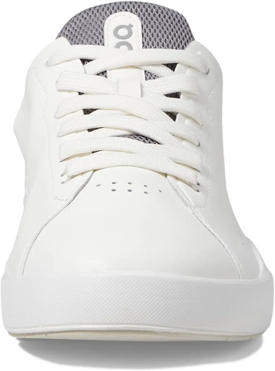 On Women's The Roger Advantage Sneakers