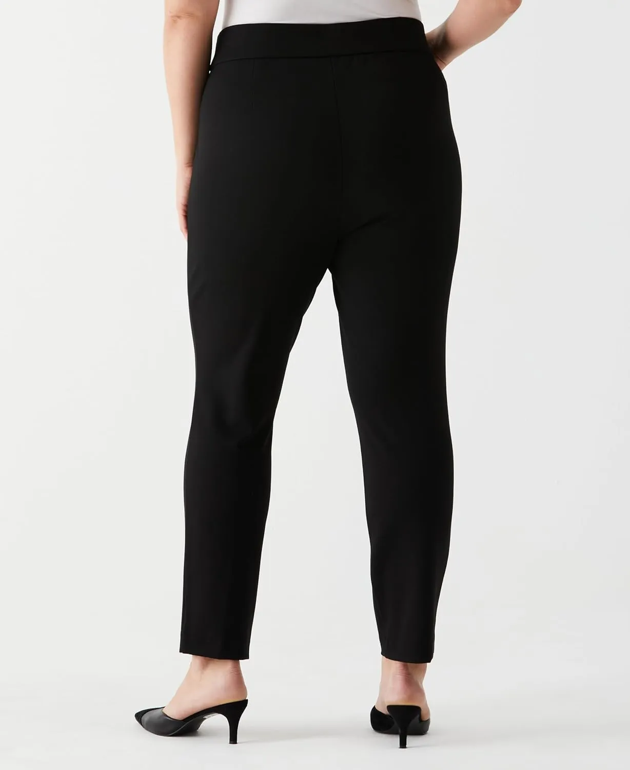 Rafaella Women's 28" Plus Size Ankle Pant with Hardware, Pull-on Waist with Slimming Panel, Stretch, Classic Fit