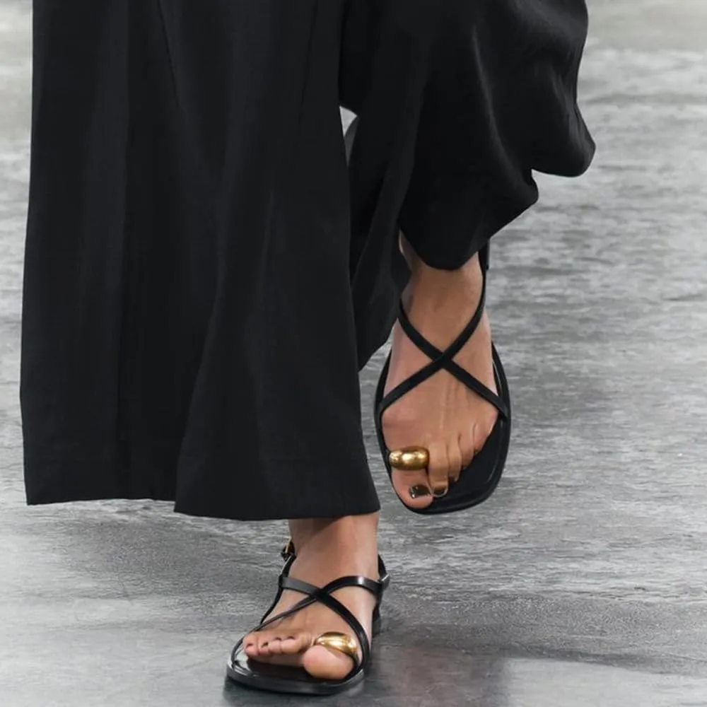Strappy Flat Sandals for Women Open Square Toe Silver Ball Flip Flop Sandal with Ankle Buckle Summer Beach Gladiator Shoes