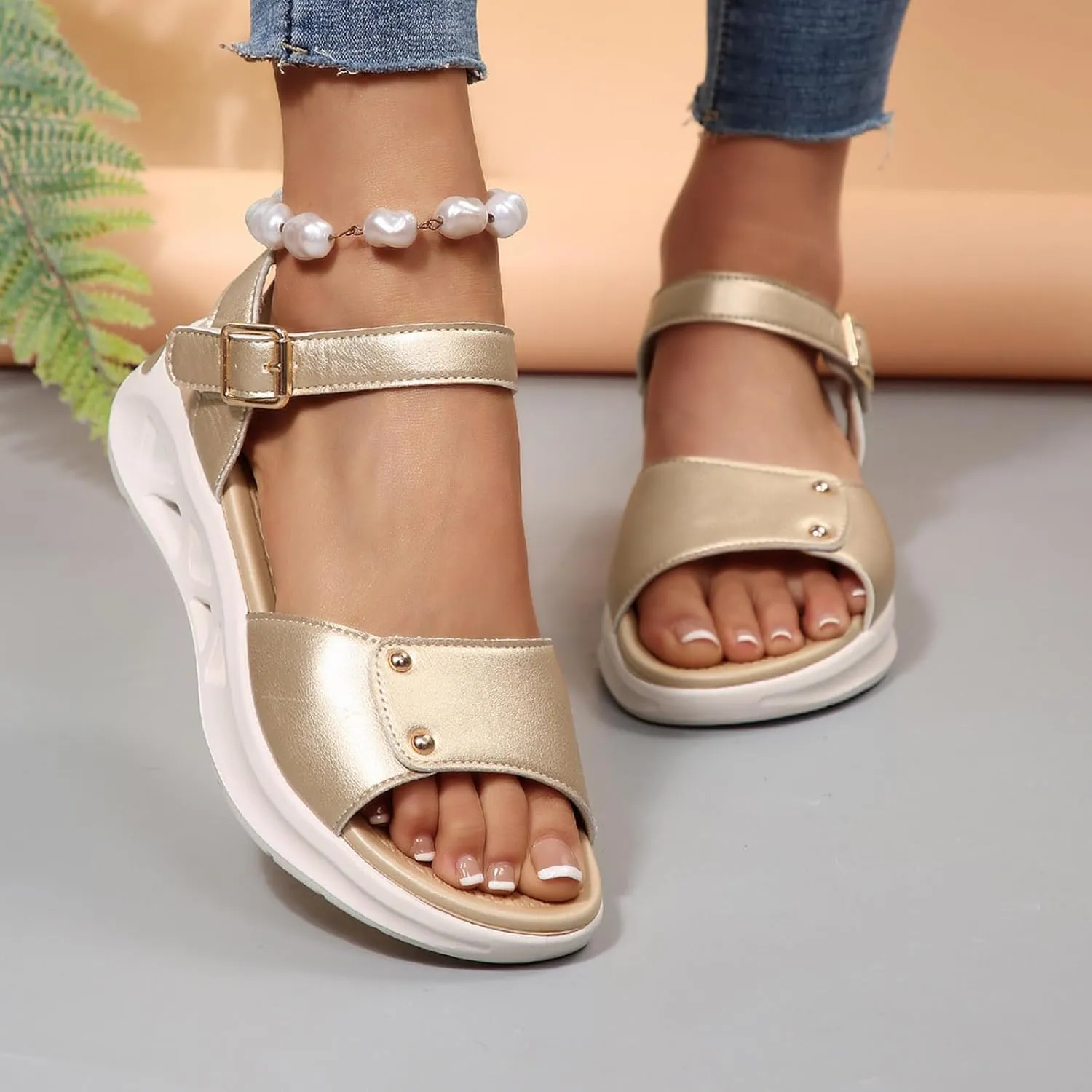 Wedge Sandals for Women Thick Soled Wedge Heeled Women's Shoes Fashionable And Casual Outer Wear Classic Mid Heeled