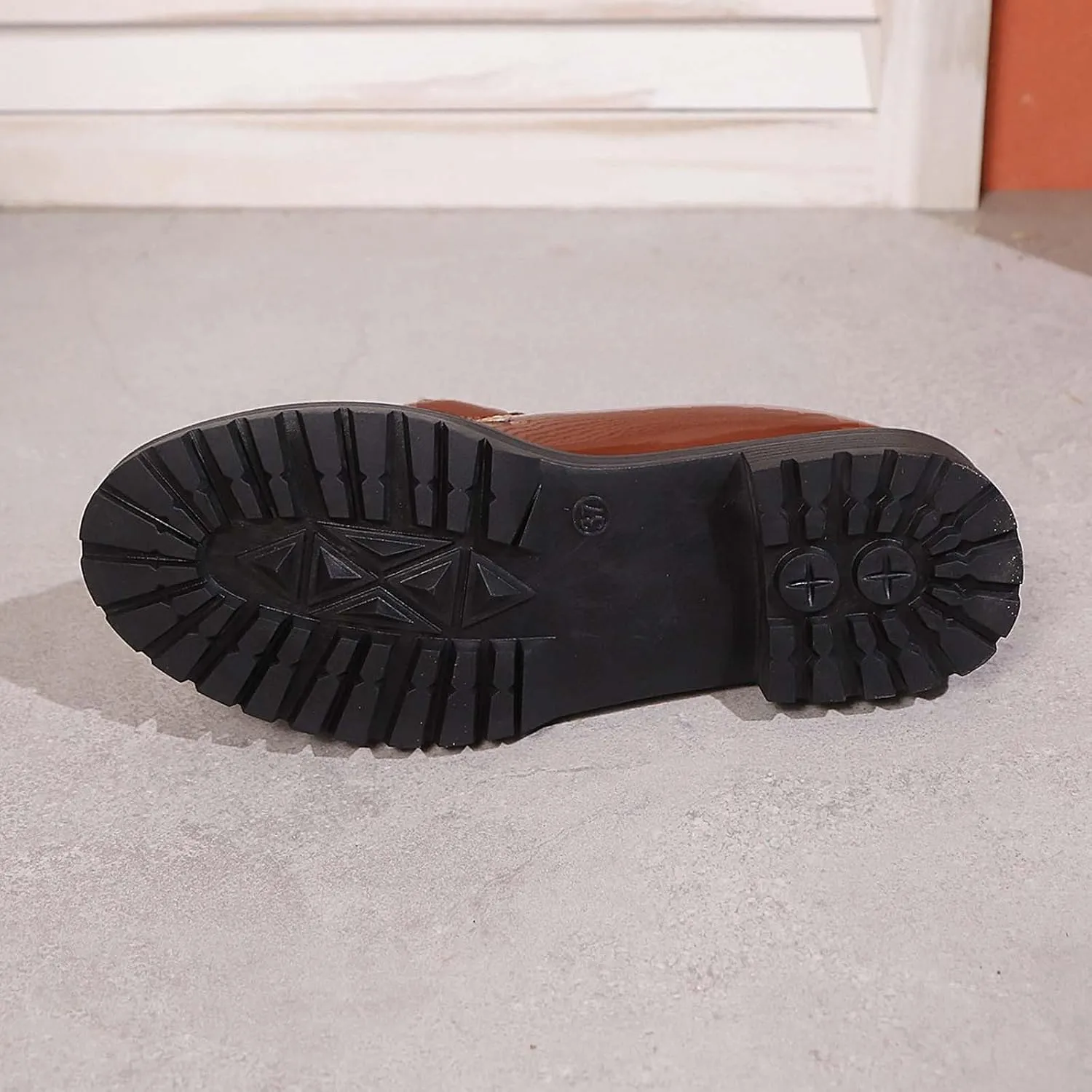 Women's Casual Slip-On Shoes Comfortable Platform Loafers for Everyday Wear Spring Summer Fashion Flat Sandals with Sole