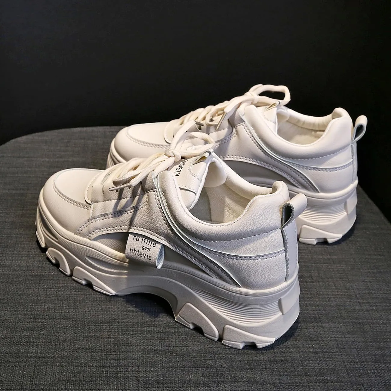 Women's Chunky White Leather Sneakers Fashion Lace-Up Walking Shoes for Women, Comfortable Everyday Casual Gym Shoes