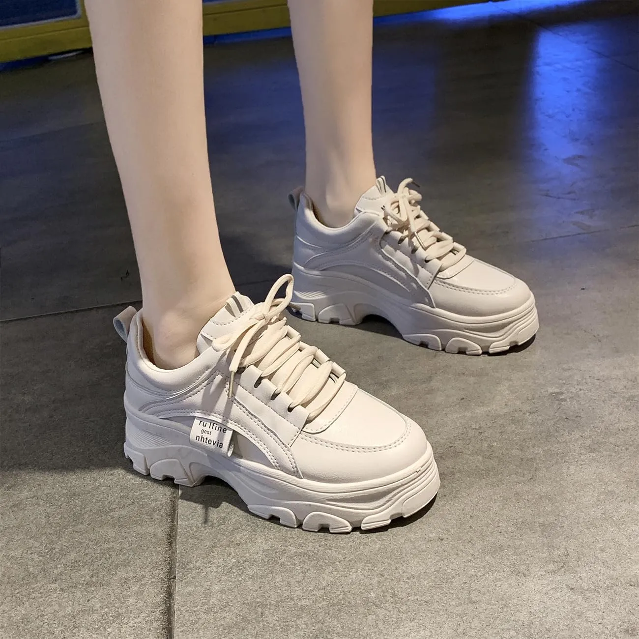 Women's Chunky White Leather Sneakers Fashion Lace-Up Walking Shoes for Women, Comfortable Everyday Casual Gym Shoes