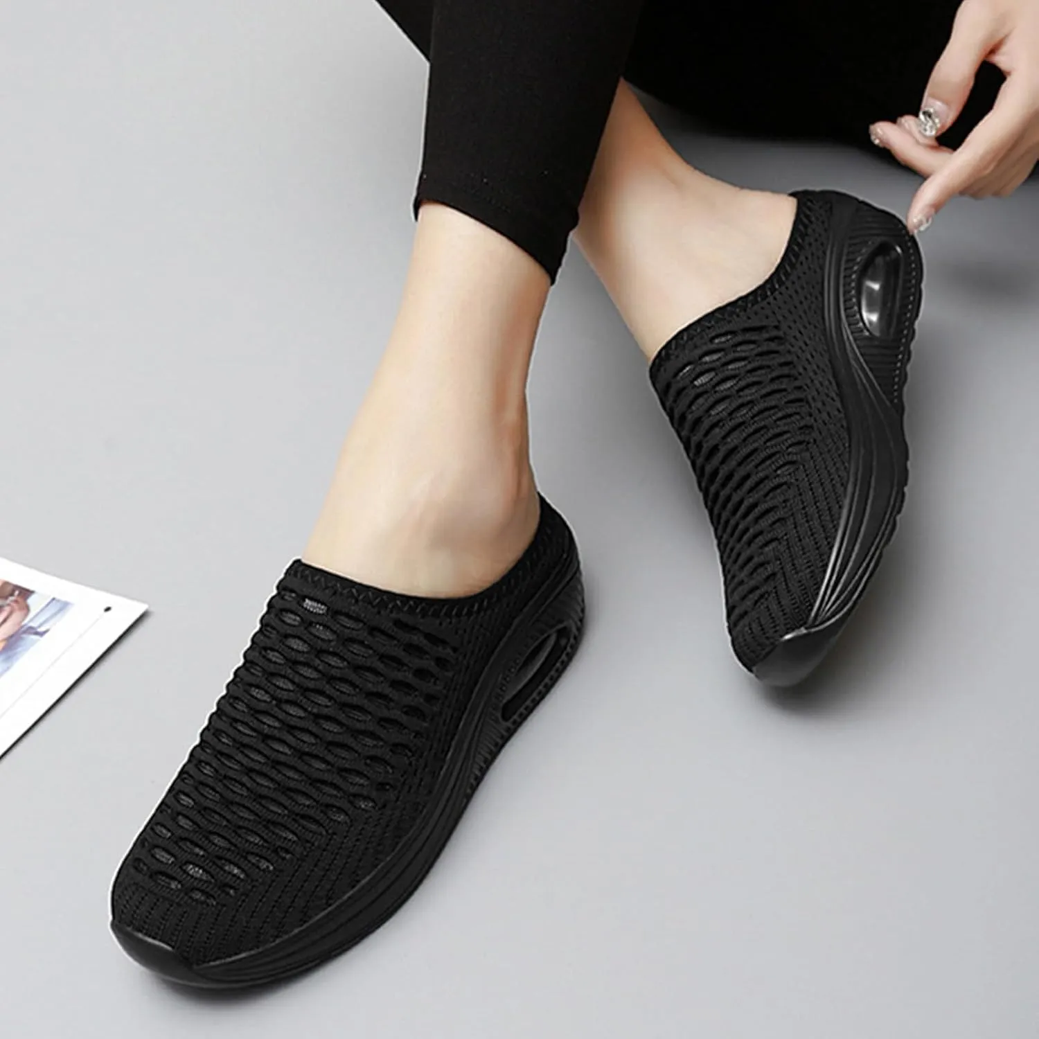 Womens Orthopedic Slippers Summer Lightweight Slip On Soft Sole Mules with Arch Support Casual Comfortable Mesh Hollow Out Closed Toe Open Back Walking Shoes