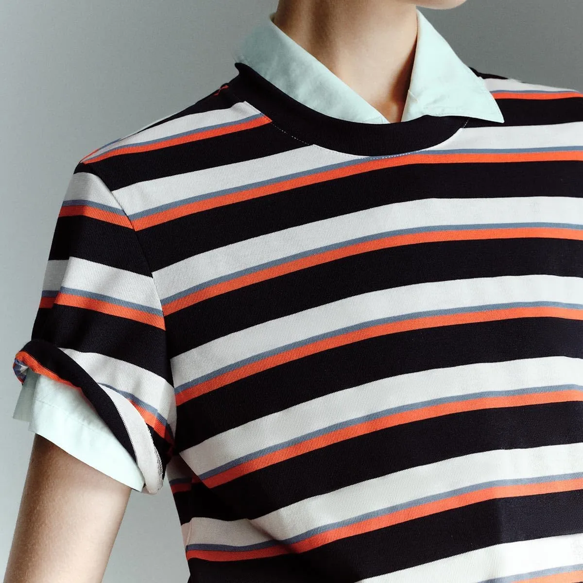 Womens Summer Striped T Shirts Crew Neck Short Sleeve Shirts Slim Fitted Casual Tee Tops 2025